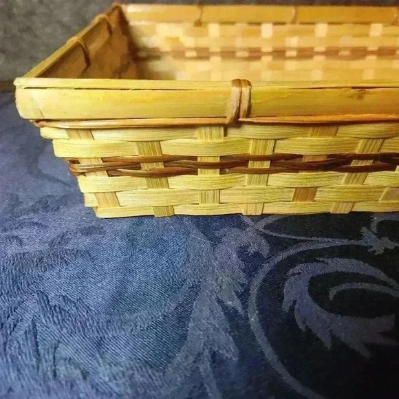 Bamboo Basket/Tray w/Dark Brown Weave - Picture 4 of 8